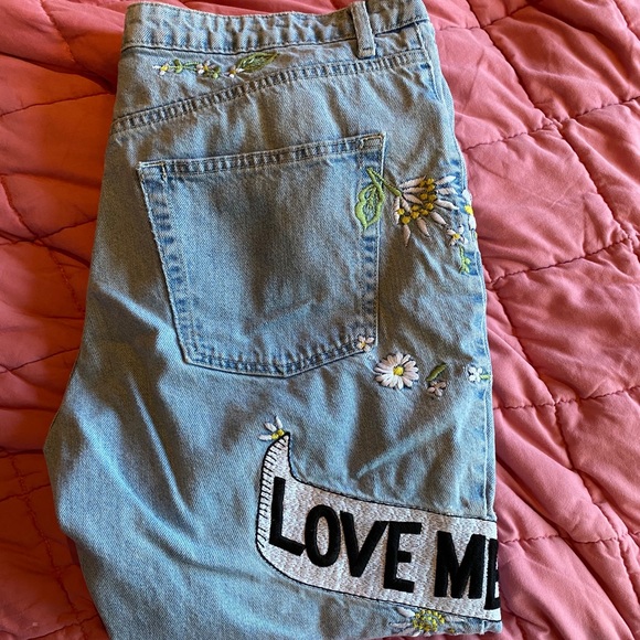 Jeans - Picture 2 of 5